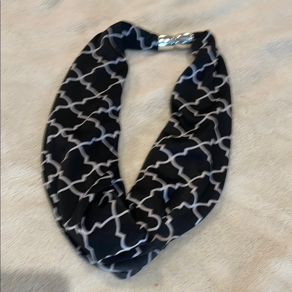 Magnetic Clip!! Black and White Patterned Women's Scarf Boho Preppy Geo pattern